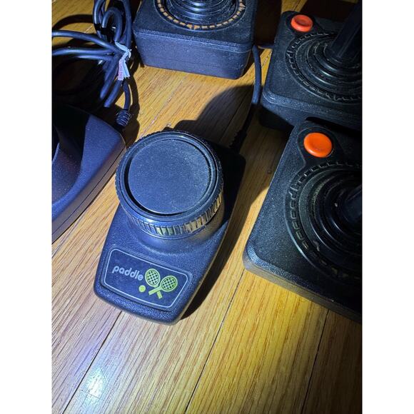 Atari 2600 UNTESTED Estate Find with 4 joysticks 2 paddles 1 driving - Picture 4 of 13